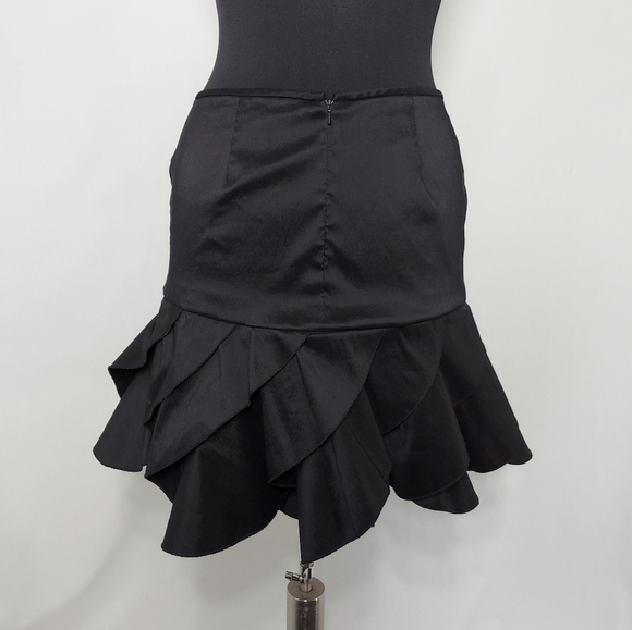 KM Collections Skirt Mini Ruffle Tulip Flare Tiered Nylom Stretch Zip Black 8 - Picture 4 of 4